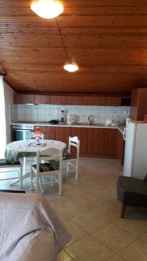 הוילה לימנריה House Dilena Tsimtsiri מראה חיצוני תמונה