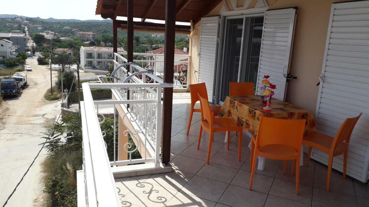 הוילה לימנריה House Dilena Tsimtsiri מראה חיצוני תמונה