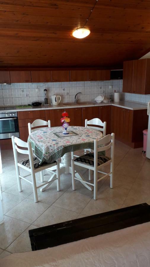 הוילה לימנריה House Dilena Tsimtsiri מראה חיצוני תמונה