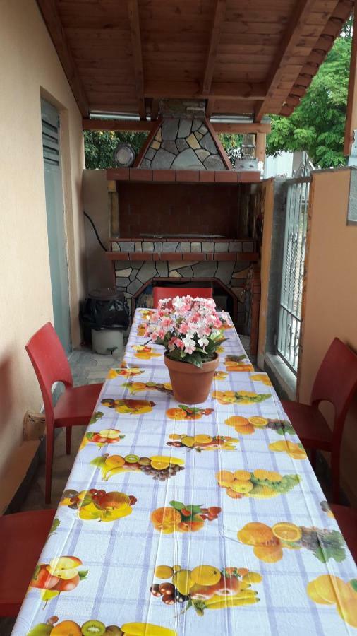 הוילה לימנריה House Dilena Tsimtsiri מראה חיצוני תמונה